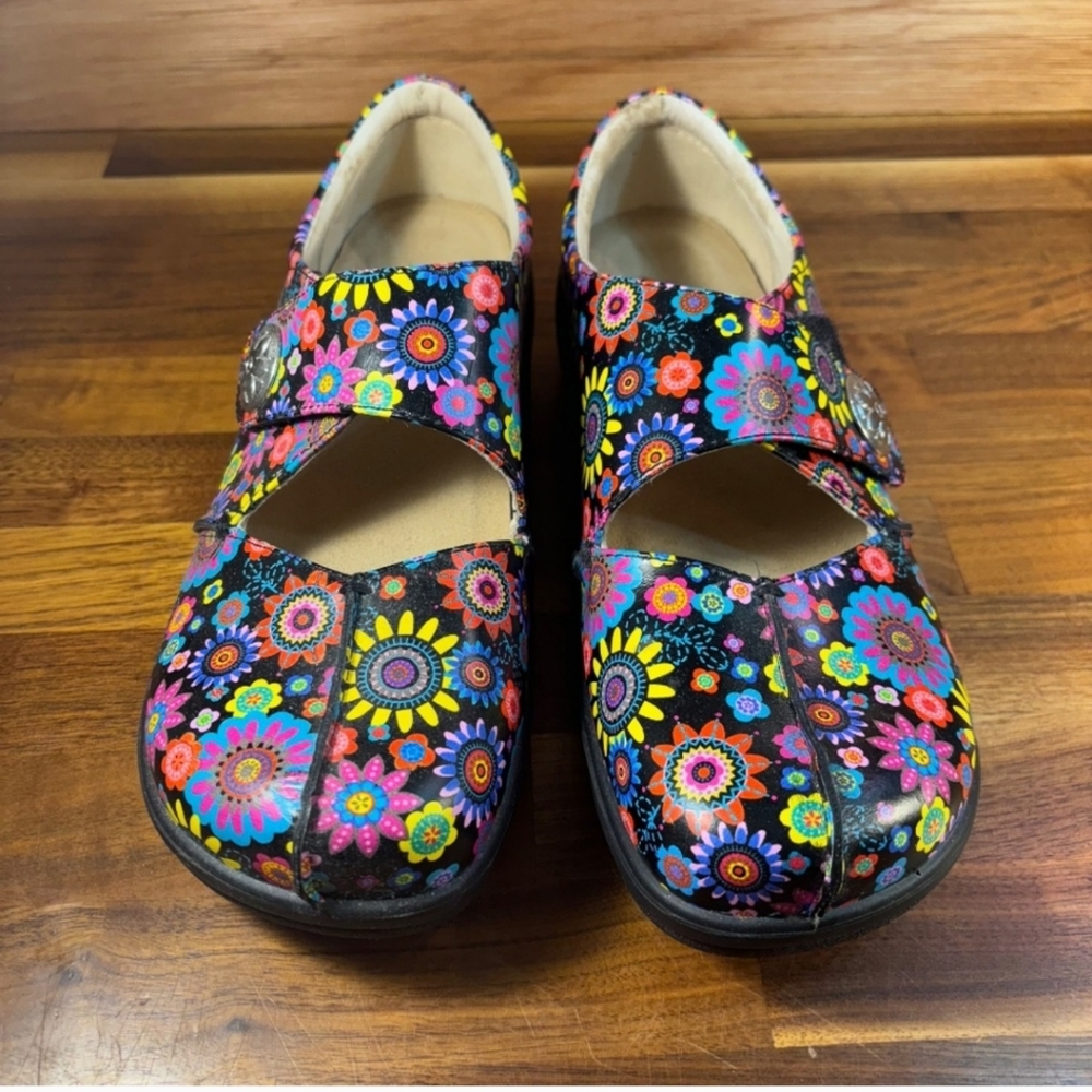 Flower print Nurse shoes